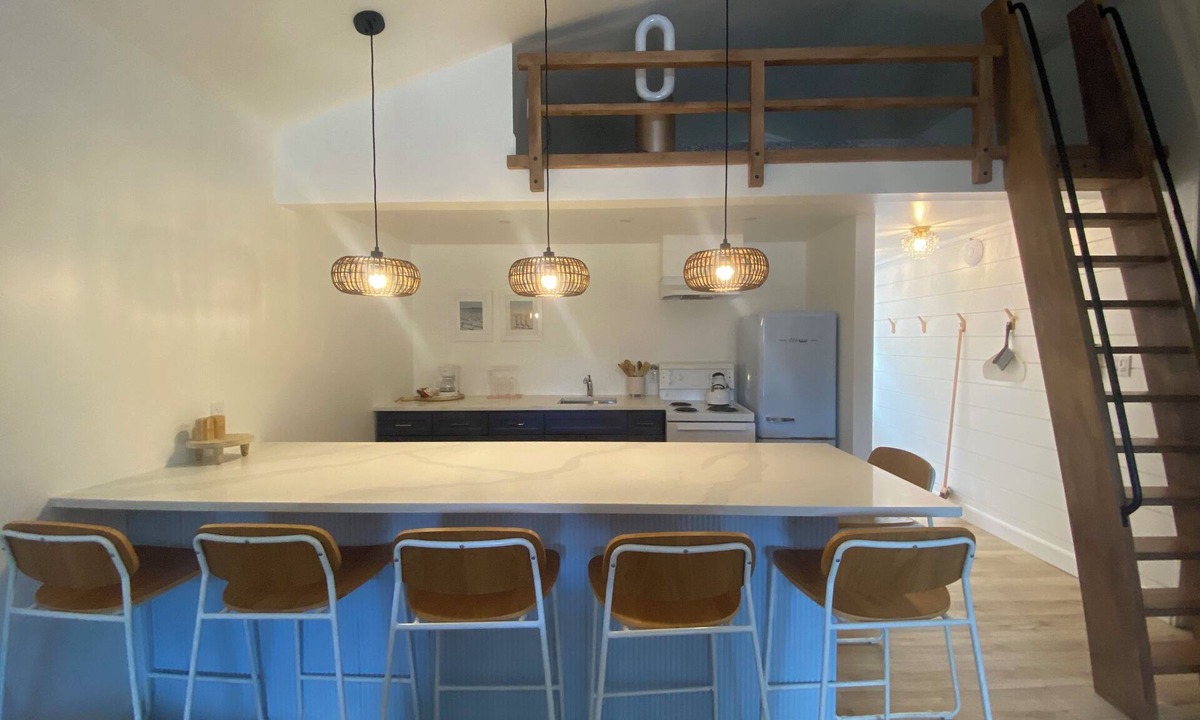 Sauble Beach Apartment | Sauble Beach Flat3 - BOOK FOR MAY OR JUNE AND GET A SIGNIFICANT DISCOUNT!