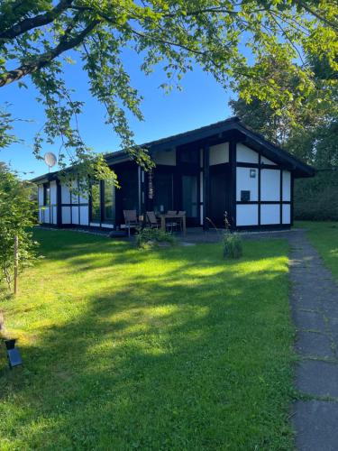 Feriendorf Hennesee House | Sauerländer Henne-Lütt