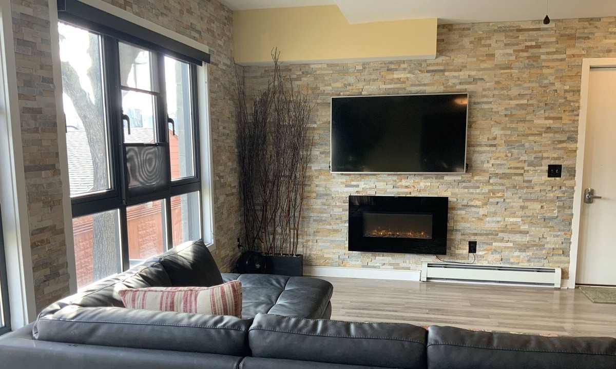 Saugatuck Condo | Saugatuck Flat in Downtown Saugatuck!!!With an awesome water view!!!