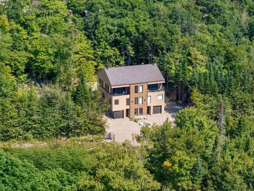 Saint-Philemon Ski Chalet | Sauna & Pool Table - Nordik Attitude