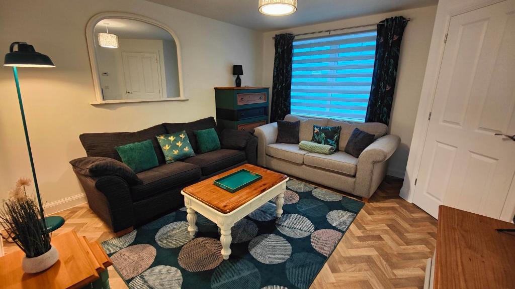 Emsworth House | Saxon Corner