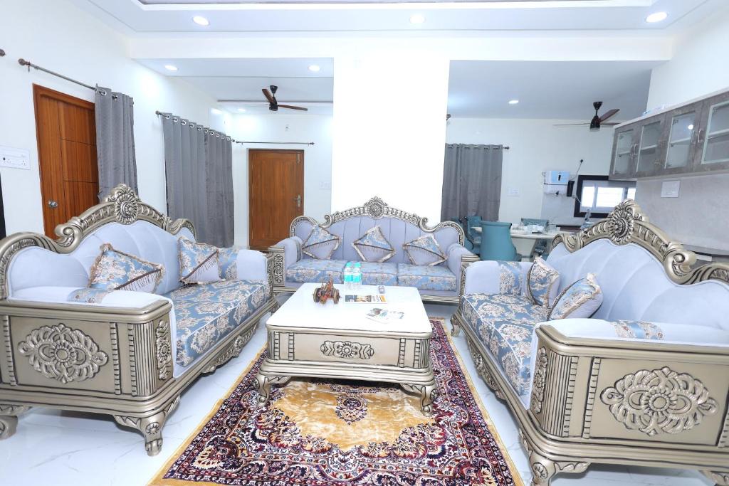 Tiruchanur Apartment | SBHS HOMESTAY-Sree Anjanadhri