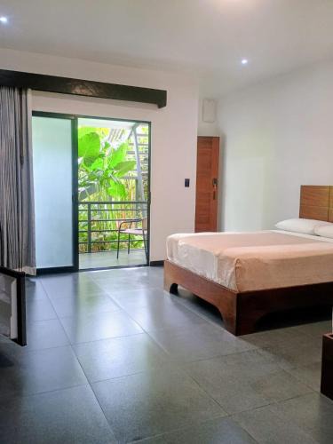 Boca Arenal Hotel | Scala Inn