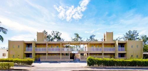 Maeda Apartment | Scallop Beach Condominium