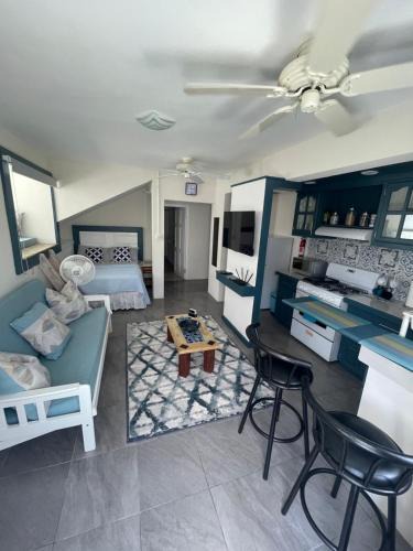 Haggatt Hall Apartment | Scarlett Studios 2-US EMBASSY & America Uni 7 Mins Drive- Lloyd Erskine Centre & Ross Uni 5 Mins Drive - Holidays-The 1 Night Resv Inc AIRPORT & EMBASSY Round Trip Choose Second Option To Include Breakfast-Choose Option 2 Min 3 Nights For Car With Accom