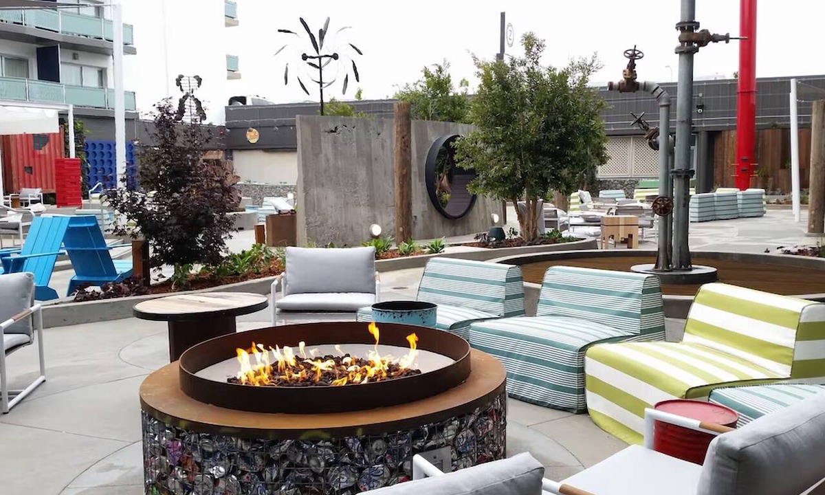 Fisherman's Wharf Hotel | Scenic Coastal Room - Unique Decor & Pier 39 Proximity, 3 Family Ready Rooms