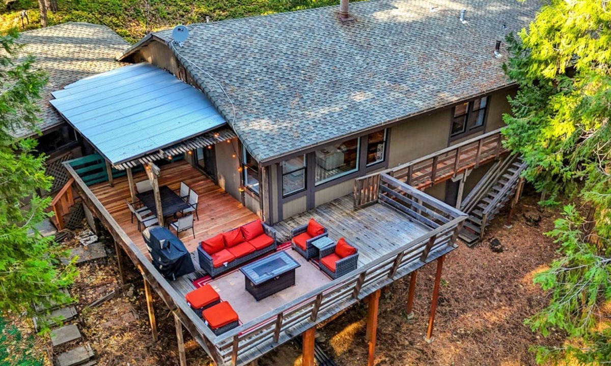 Pollock Pines RV Rental | Scenic Forest Cabin w/Deck Discounted