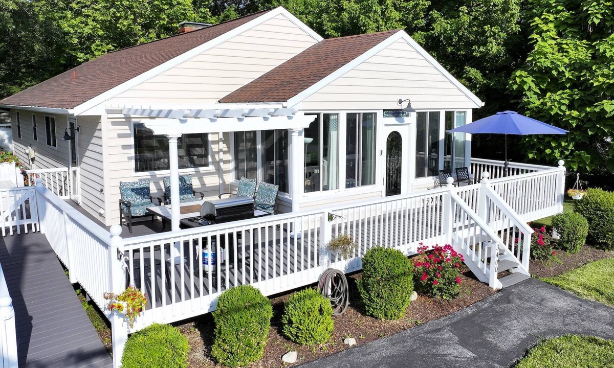 Arundel on the Bay House | Scenic Waterfront Retreat Close to Annapolis | Panoramic Bay/Bridge Views & Fenced-In Yard