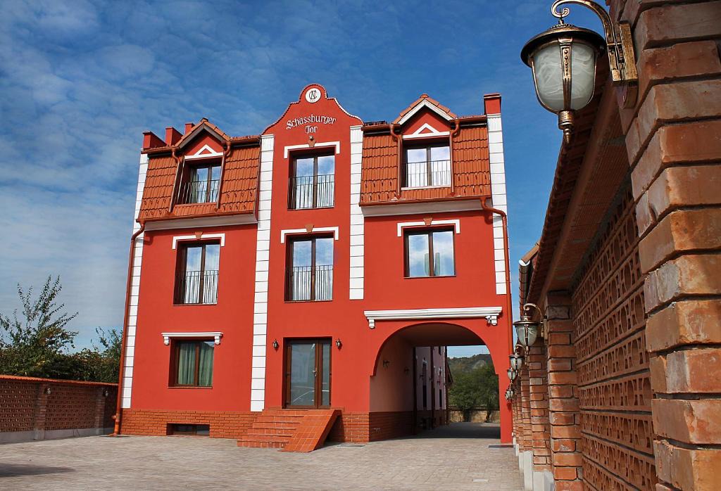 Albesti House | Schassburger Tor