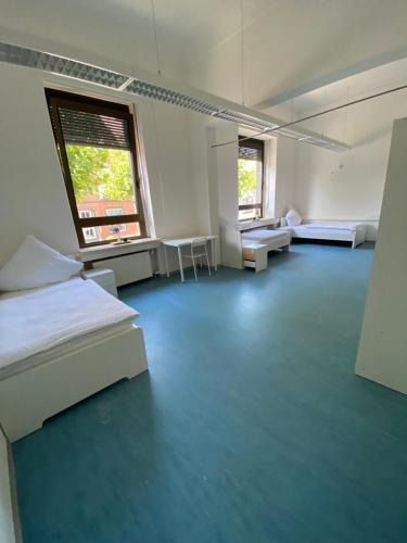 Niedermendig Apartment | Schicke Monteurunterkunft in Mendig mit drei Wohneinheiten