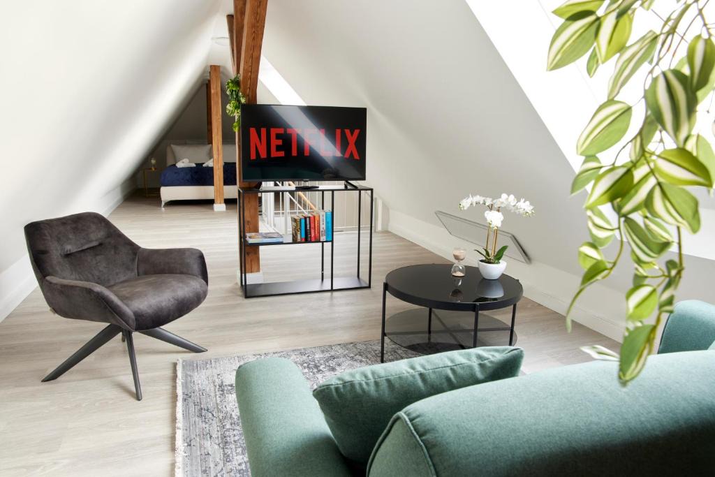 Schwetzingen Apartment | SCHLOSSBERG RESIDENCES - Superior Design-Apartments mit Schlossblick für bis zu 12 Personen