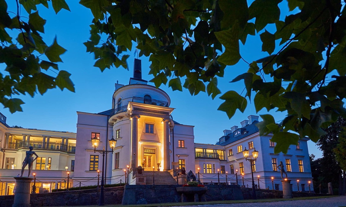 Hohen Demzin Hotel | Schlosshotel Burg Schlitz