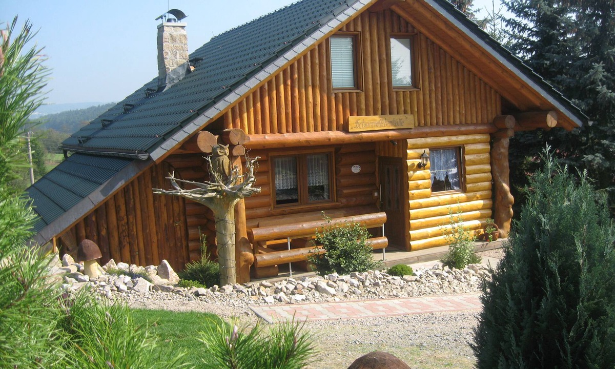 Zaulsdorf Cabin | Schneewittchenhütte- Holzblockbohlen Holiday house with fireplace and sauna in the Vogtland