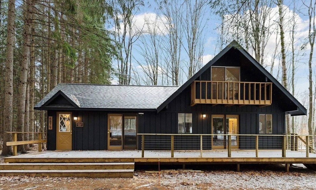 Bellaire Ski Chalet | SchussHaven – Cozy Pines Retreat at Schuss Mountain