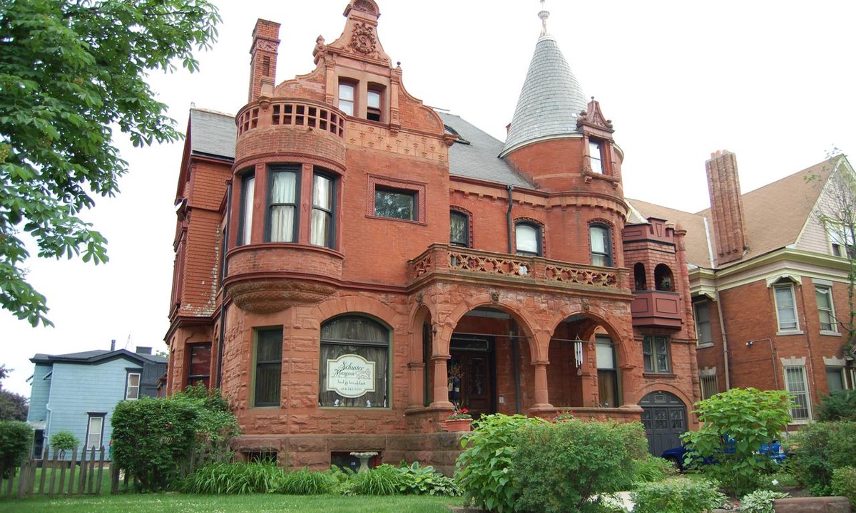 Concordia Hotel | Schuster Mansion Bed & Breakfast