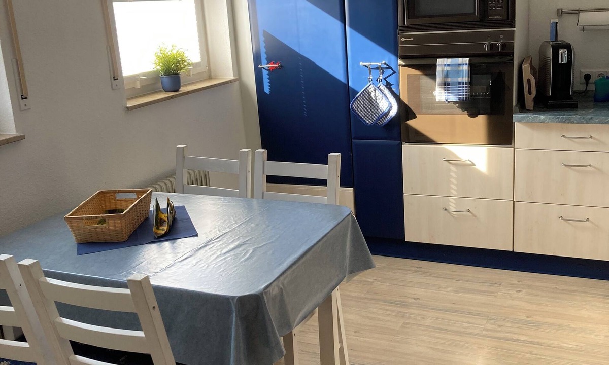 Sersheim Apartment | Schwarz vacation apartment Very quietly located accommodation in natural surroundings