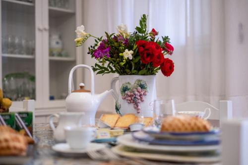 Ruggero Settimo Apartment | Scirocco House