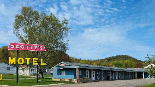 Munising Hotel | Scotty's Motel