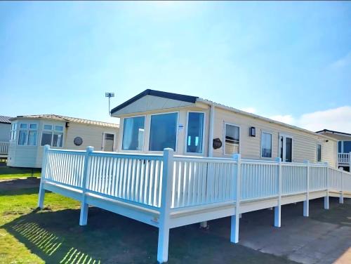 Crimdon Other | Sea Bliss Beachfront Caravan, 2 Bed King Ensuite, Sleeps 6, Wrap Decking, Crimdon Dene