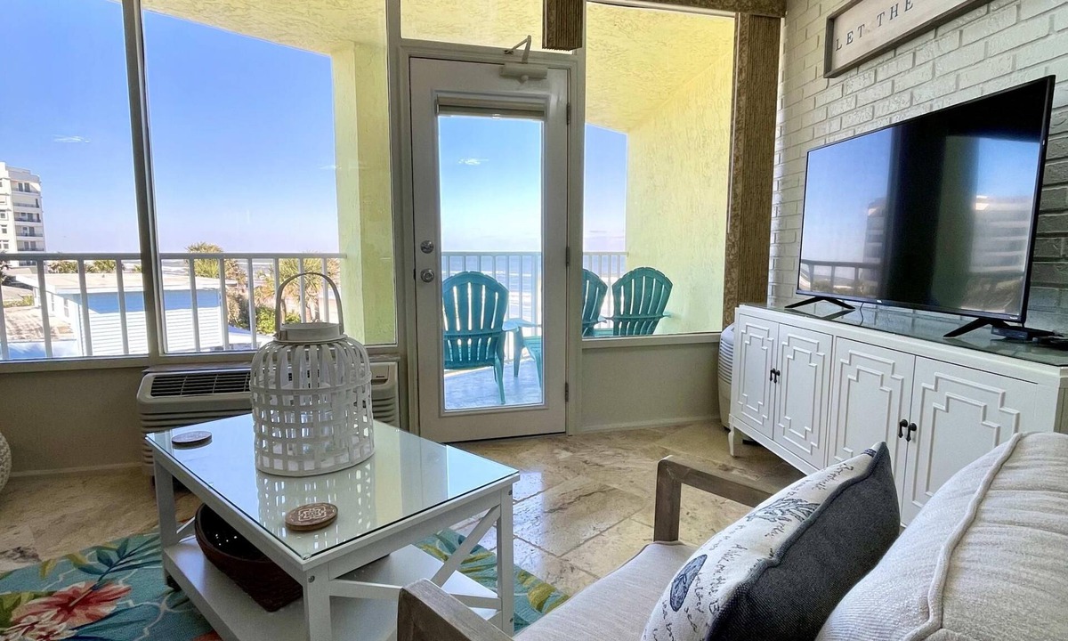 Ormond Beach Apartment | Sea Dreams - Beachside 1 Bedroom at Symphony Beach