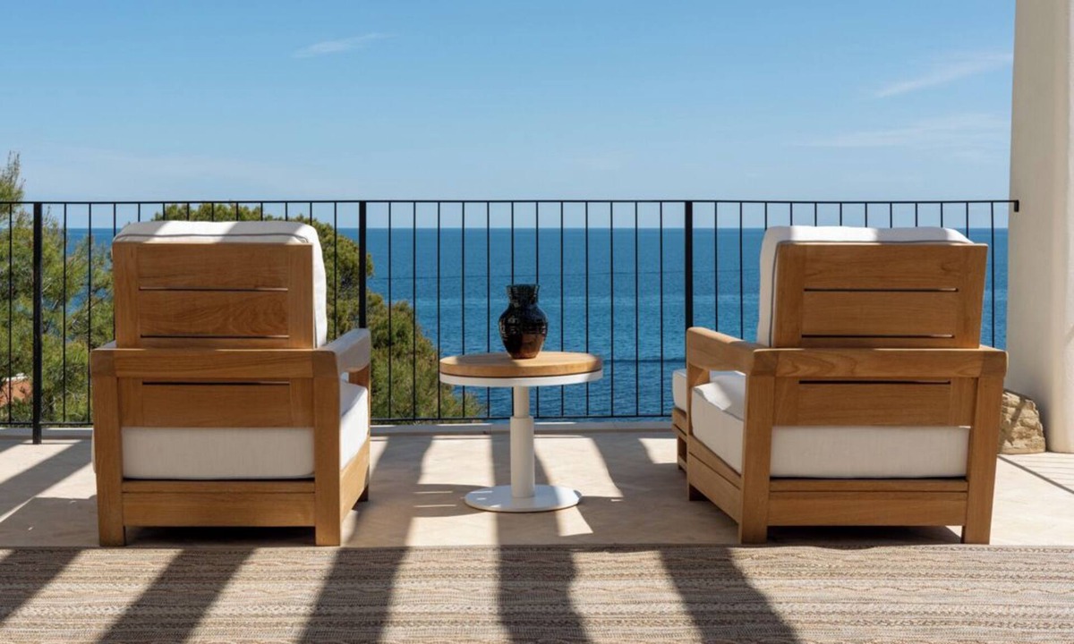 Provensals Villa | Sea front! Wonderfull villa with sea views from every room.