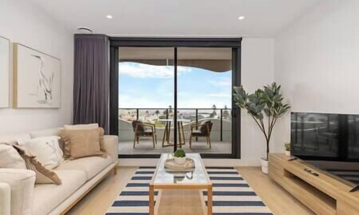 Hampton Apartment | Sea View 2BR w/Best Rooftop Pool in Melb!