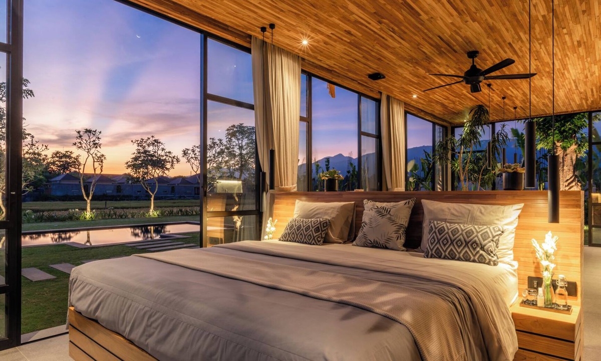 Lovina Villa | Sea View Pool House