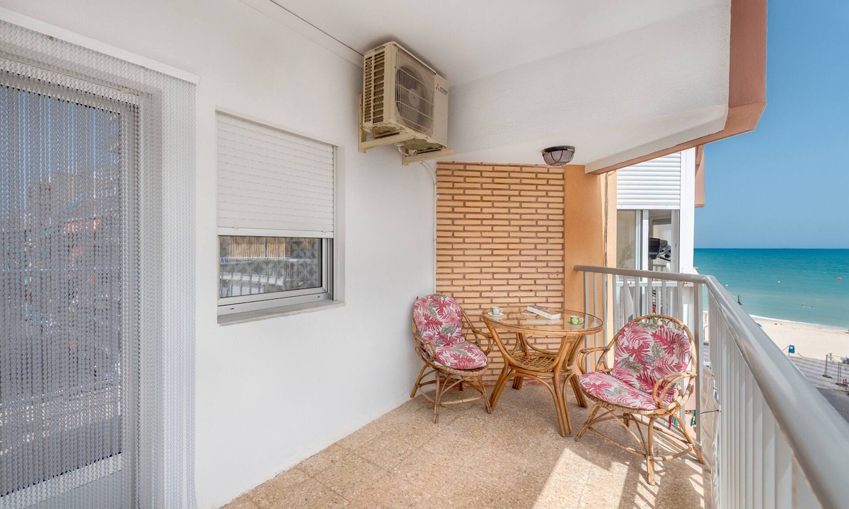 El Perello Apartment | Sea Views Playa El Perelló Valencia