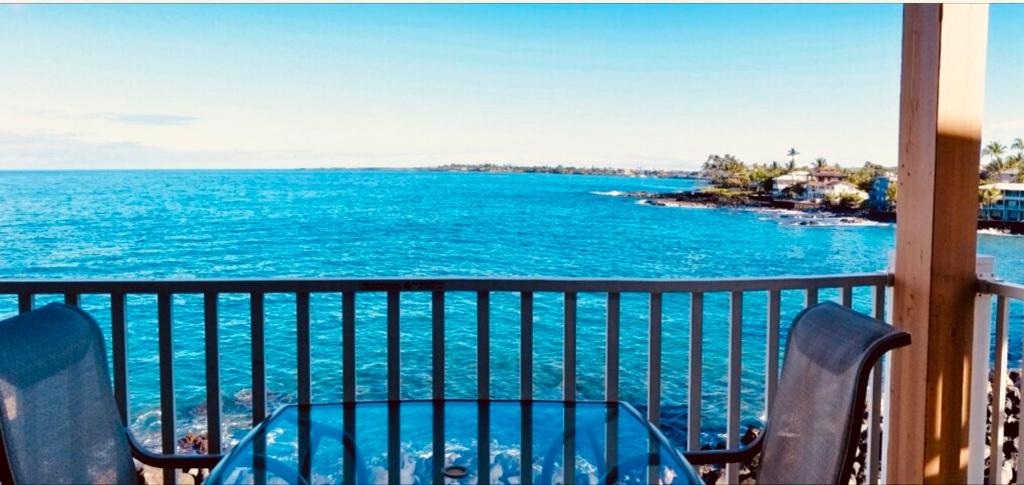 Kailua-Kona House | Sea Village 2nd floor Direct Oceanfront unit with extensive upgrades