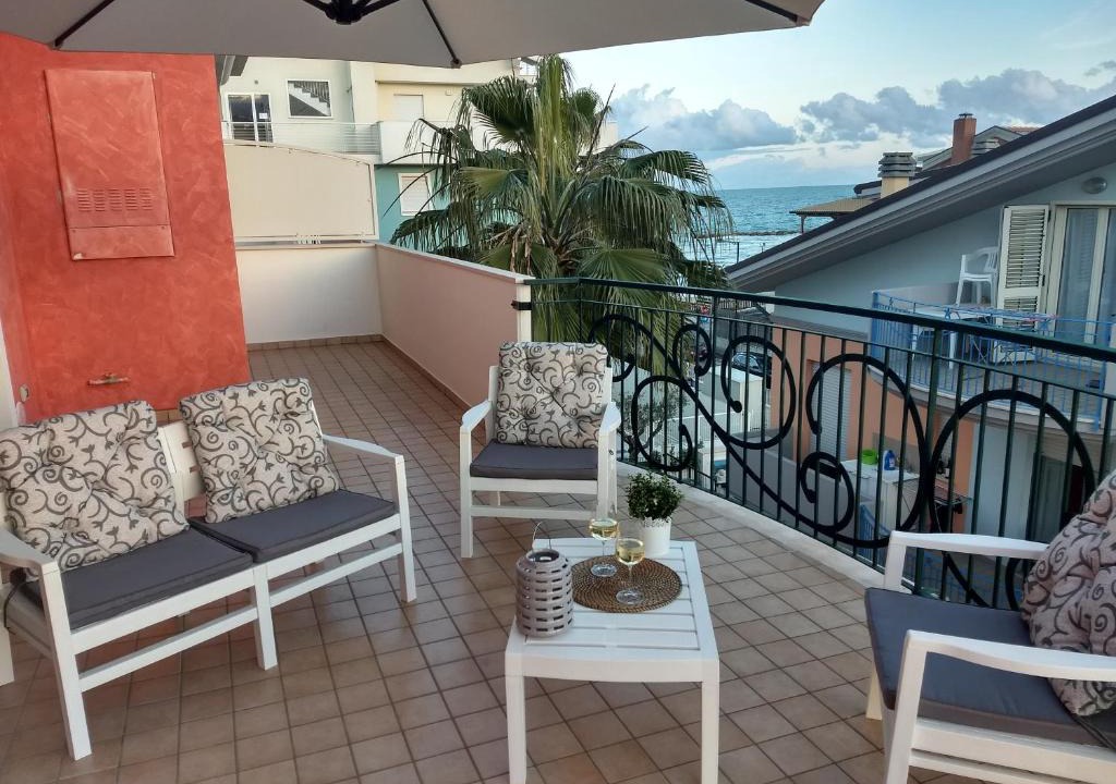 Martinsicuro Apartment | Seafront and Mountain View Penthouse