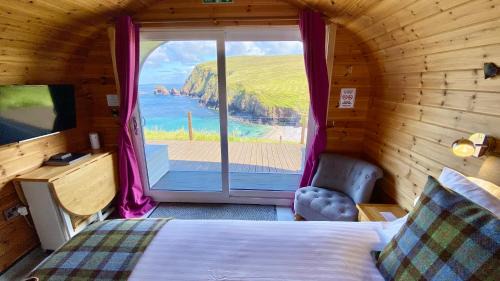 Aird Uig Bed & Breakfast | SEApods - Isle of Lewis - Luxury en-suite pods on the edge of the Atlantic Ocean