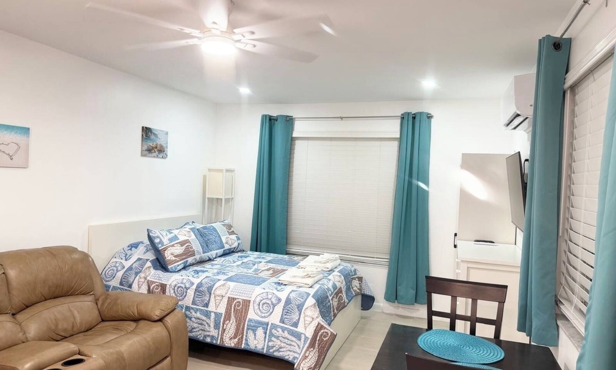 Boynton Beach Apartment | Seashell 1- Luxury Studio close to the beach