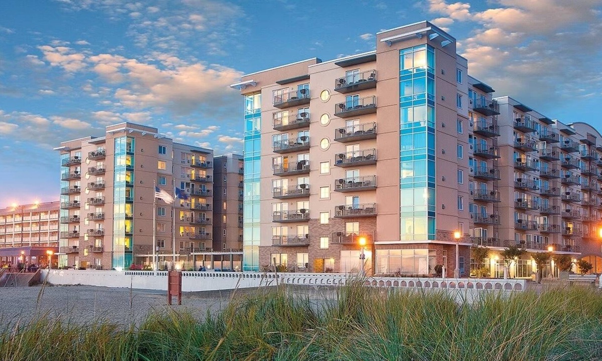 Seaside Condo | Seaside! Condo with ocean view, grill on balcony, beach access from the resort.