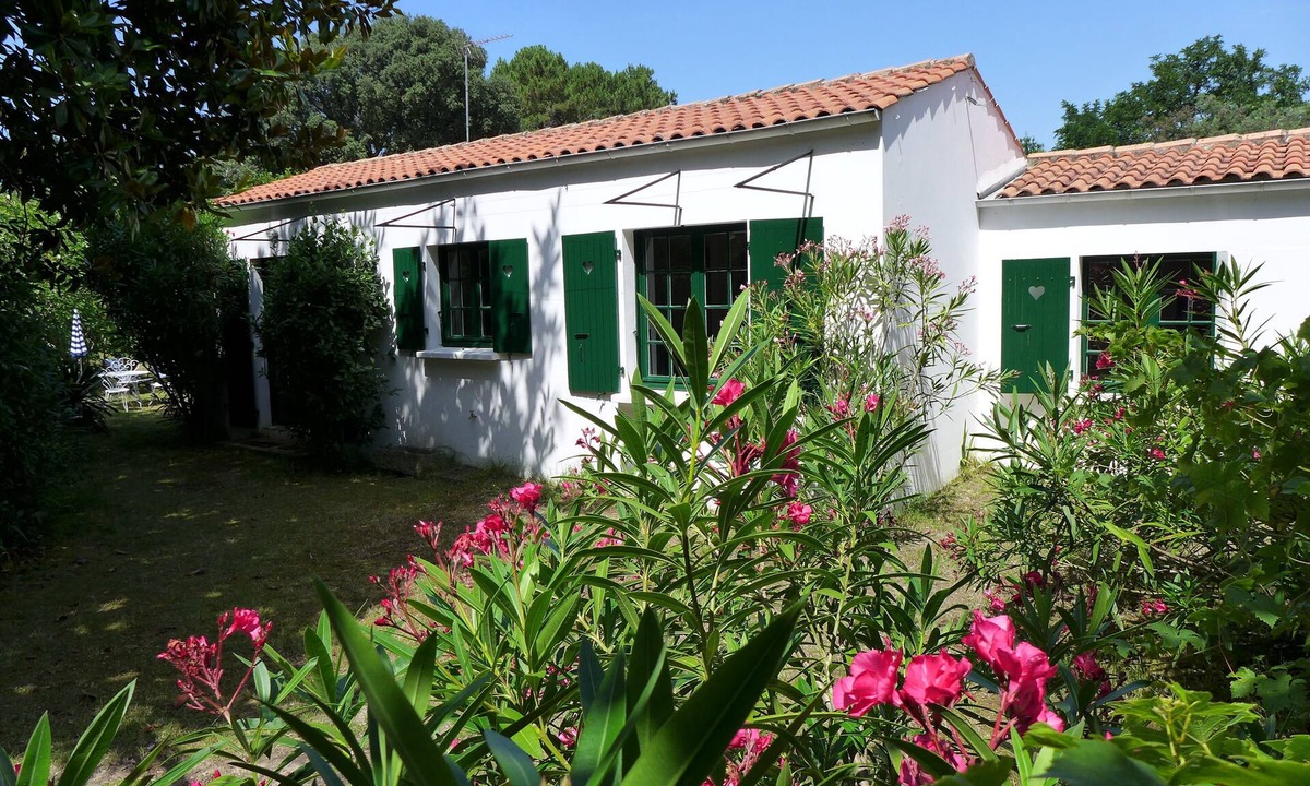 Saint-Trojan-les-Bains House | Seaside house, 20 meters from small beach, 500 m from port, shops n' restaurants