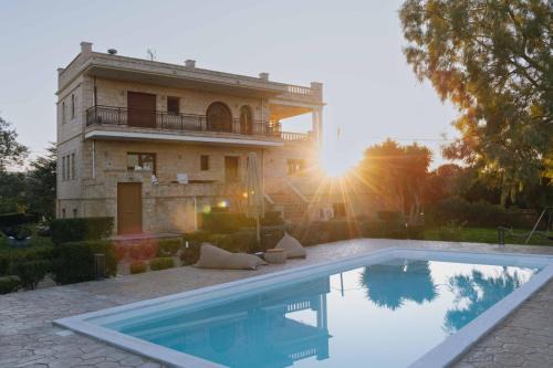 Aegina Town Villa | Seaside "Stone & Light Villa" close to Aegina City