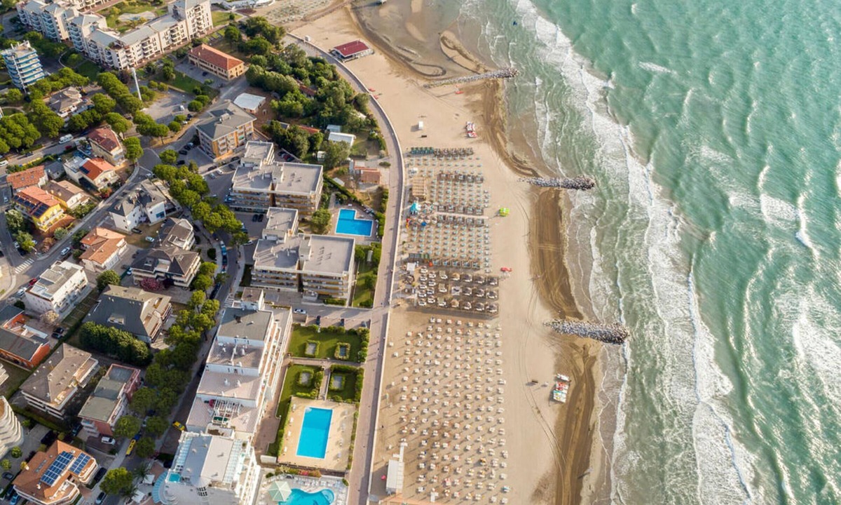 Lignano Sabbiadoro Apartment | Seaside Studio With Breathtaking sea Views