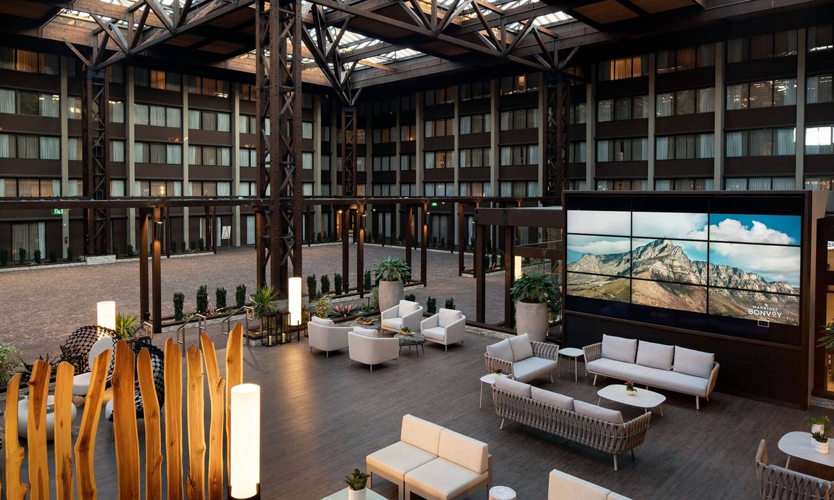 SeaTac Hotel | Seattle Airport Marriott