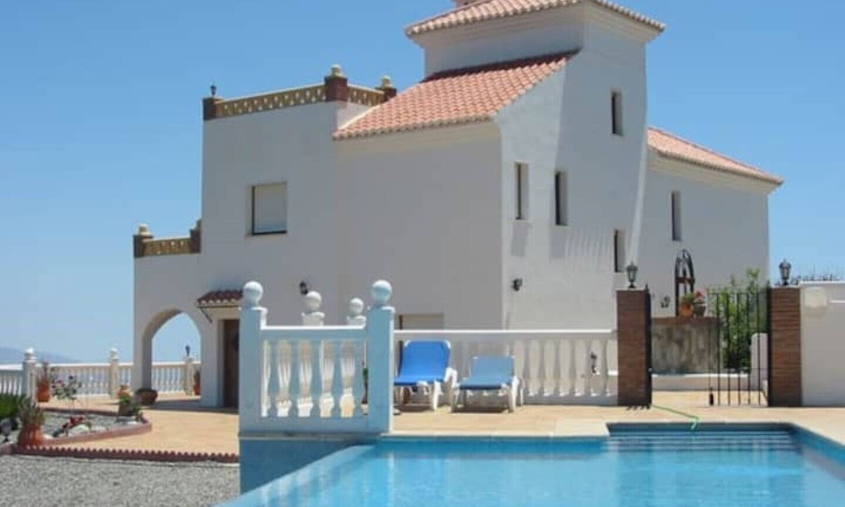 Motril Villa | Secluded Luxury Villa amazing views