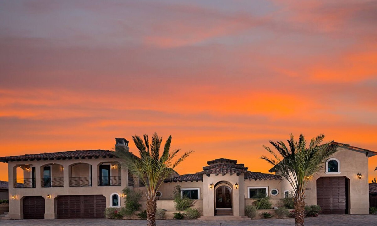 Bermuda Dunes House | Secluded 13BR-11BA Gated Estate: Island River Pool&Pool House, Golf & LG Jacuzzi