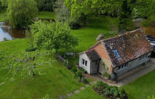 Midhurst House | Secluded 17th Century converted barn