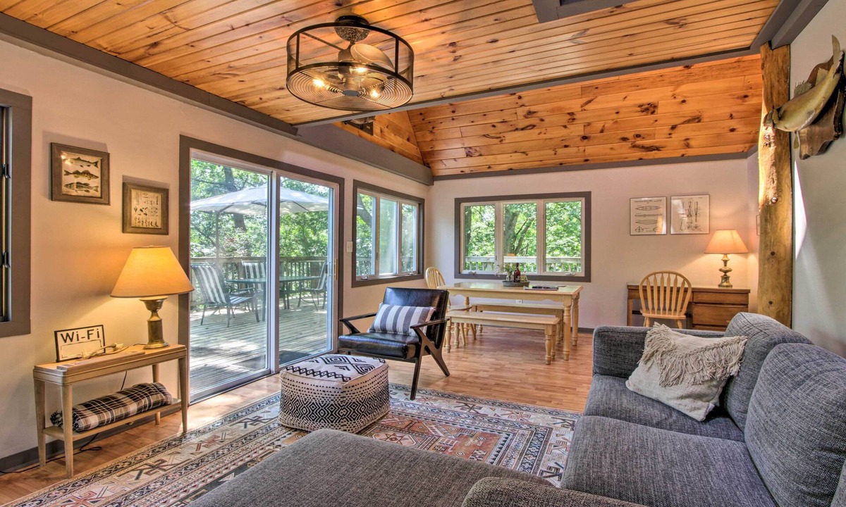 Crawford County Cabin | Secluded A-Frame Hideaway w/Wraparound Deck!