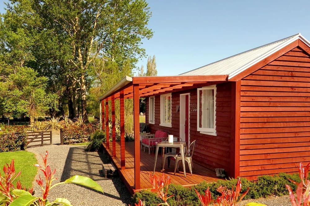 Staveley Cottage | Secluded and Romantic Cottage Getaway in Canterbury, New Zealand