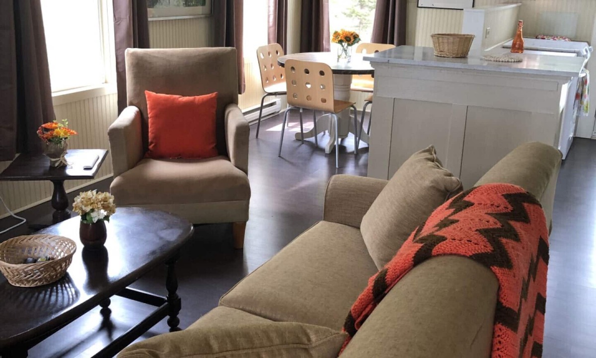 Murray Harbour Cottage | Secluded cottage situated on the rocky shores of Eastern PEI
