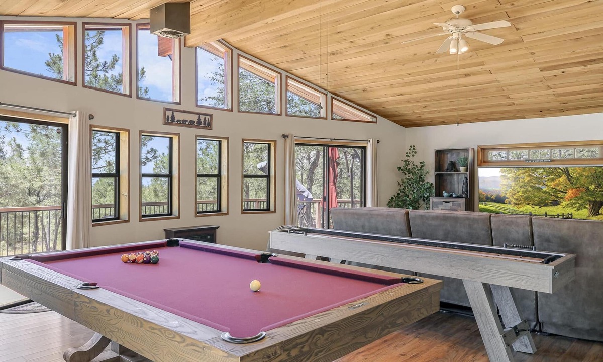 Payson Cabin | Secluded Forest Cabin - Hot Tub, Game Room & Views