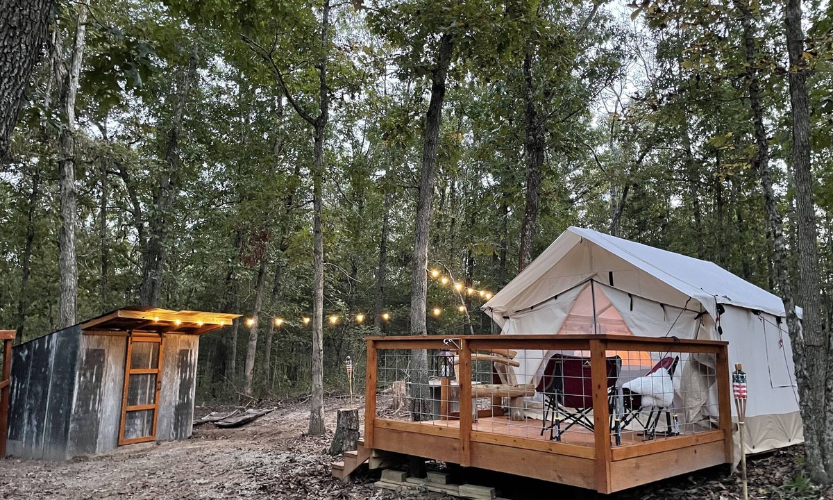 Florence RV Rental | Secluded glamp site with hiking and water activities