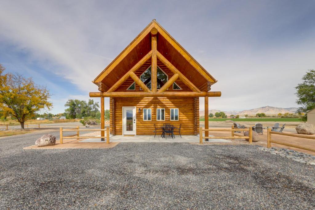 Grand Junction House | Secluded Grand Junction Getaway w/Sweeping Views!