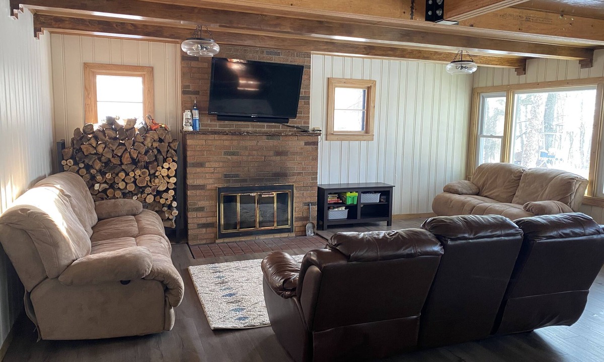 Merrifield Cabin | Secluded lake property next to the best mountain biking trails in Minnesota