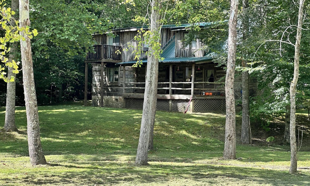Stanton Cabin | Secluded Large Group Authentic Cabin with fishing, a hot tub and wi-fi