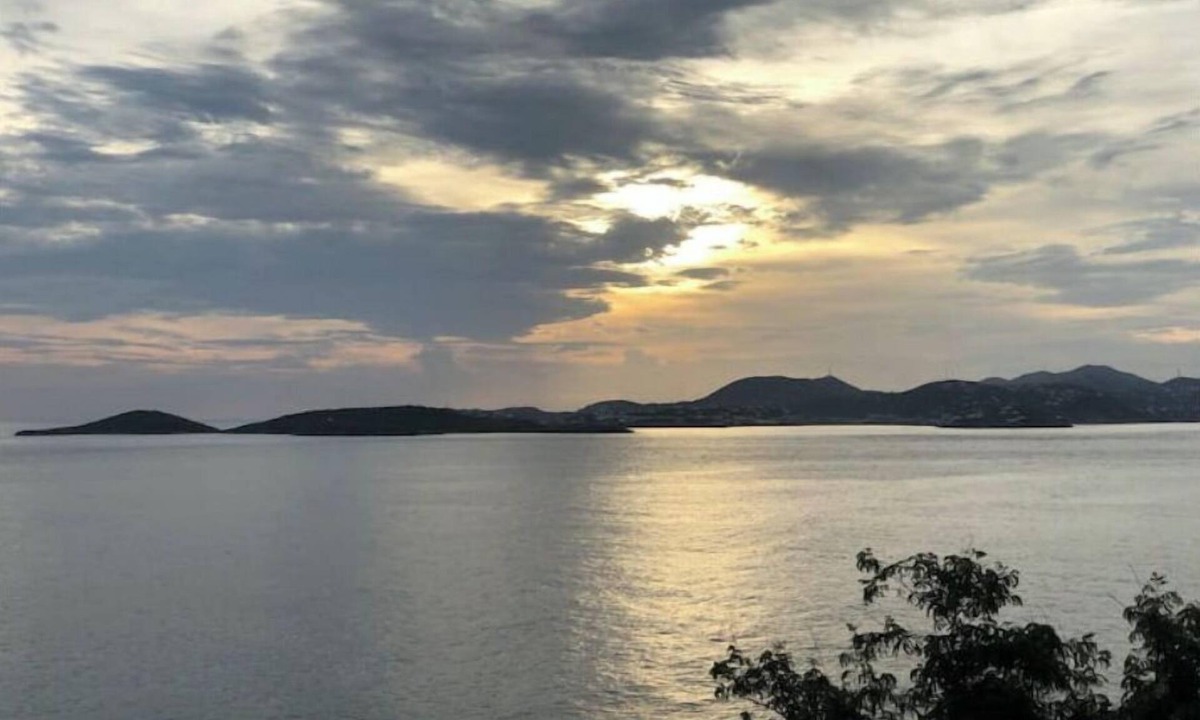 Estate Chocolate Hole and Great Cruz Bay House | Secluded Oceanfront Villa with pool and incredible view! Welcome to Paradise!