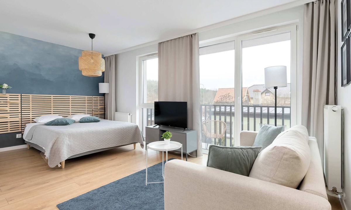 Wyspa Sobieszewska Apartment | Secluded Studio in Gdansk | Private Parking and Balcony